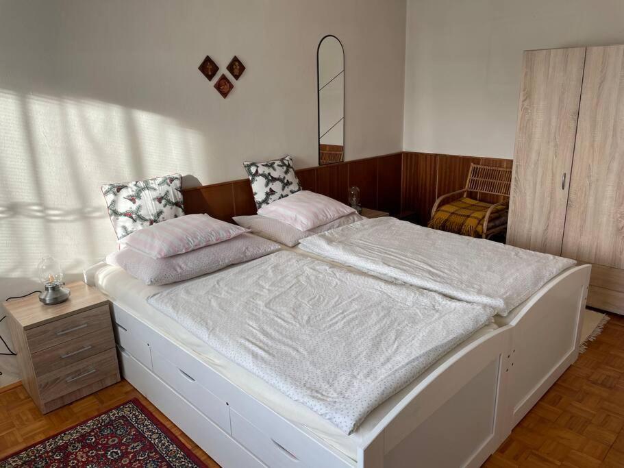Oddych Pri Martinskych Holiach /Mountains Vacation Villa Bagian luar foto